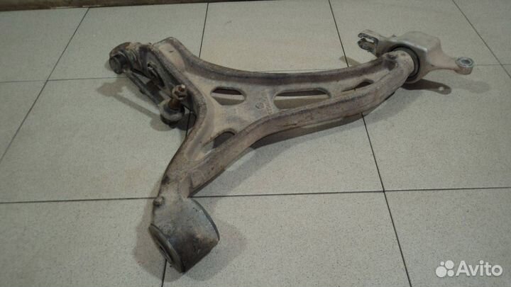 Рычаг нижний П/Л Jeep Grand Cherokee 4 (WK2)