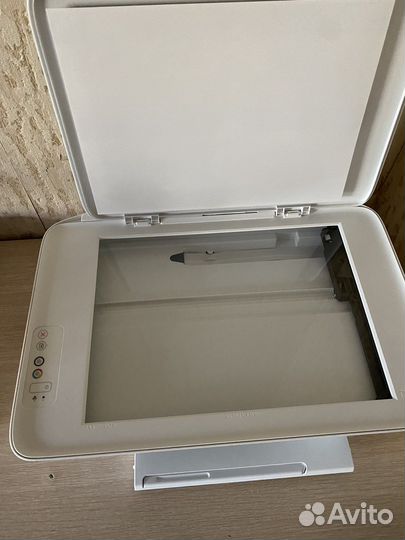 Принтер HP deskjet 2320 + 2 упаковки бумаги