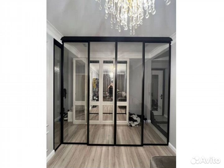 Раздвижная межкомнатная перегородка