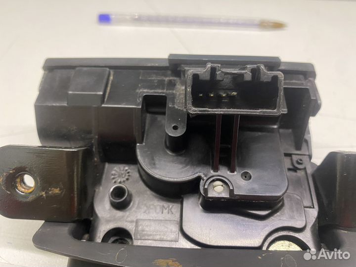 Замок багажника Ford Fiesta 2008-2017 хетчбек 3дв