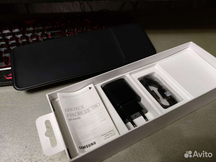 Samsung wireless charger trio