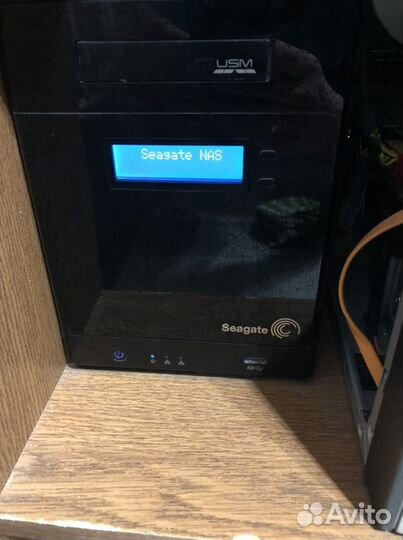 NAS-сервер Seagate Business Storage 4-bay