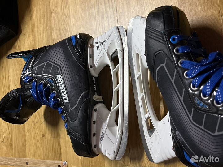 Коньки хоккейные