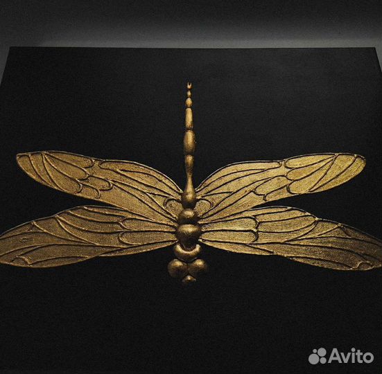 Текстурная картина с поталью