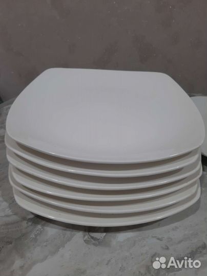 Чешские тарелки квадратные