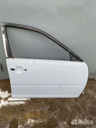 Передняя правая дверь toyota camry xv30