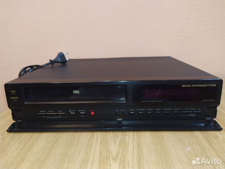 Видеомагнитофон anitech AE-6001