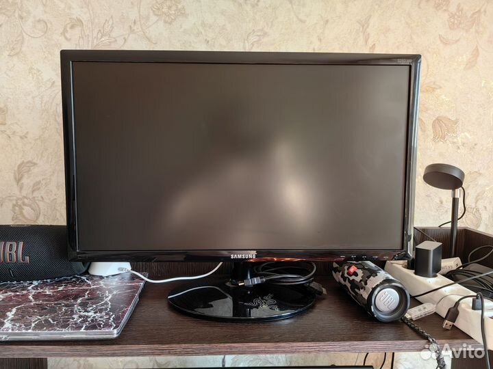 Samsung 24 дюйма s24D300H