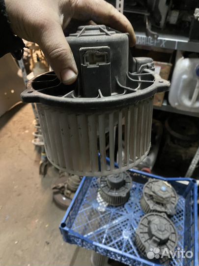 Моторчик печки hyundai accent getz