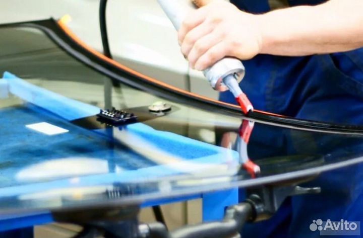 Лобовое стекло Форд Фокус