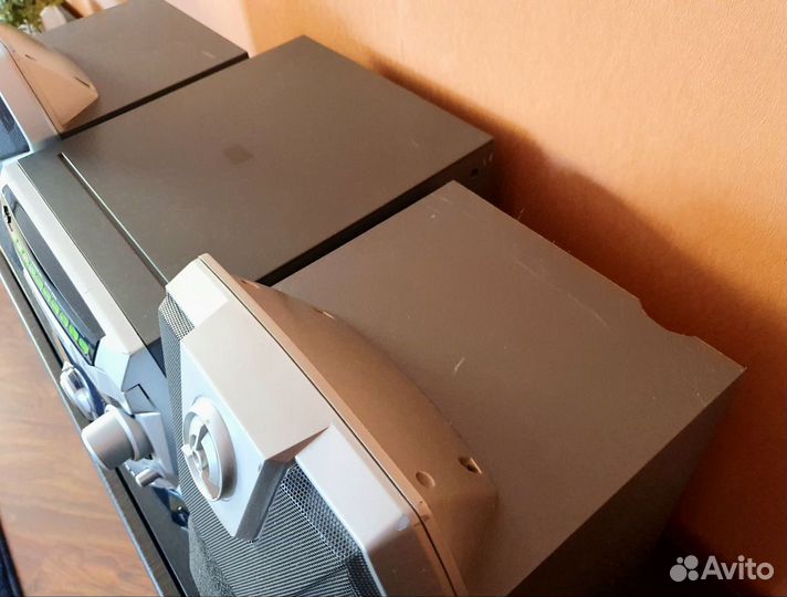 Музыкальный центр LG с караоке б.у