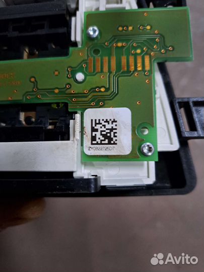 Кнопка Люка BMW F01