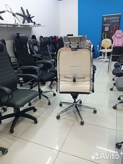 Кресло KL-3 Белый лебедь