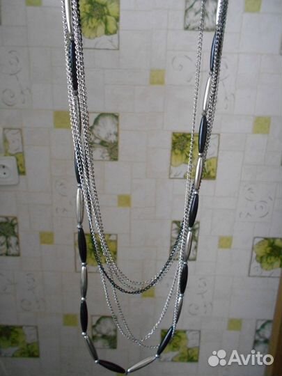 Серьги, бусы, браслеты, шармы