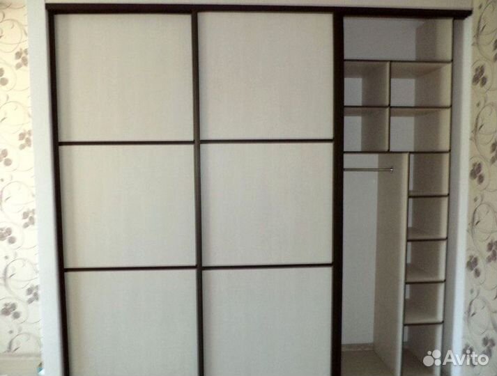 Шкаф купе в прихожую от фабрики