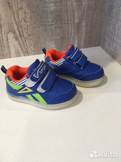 Кроссовки для мальчика