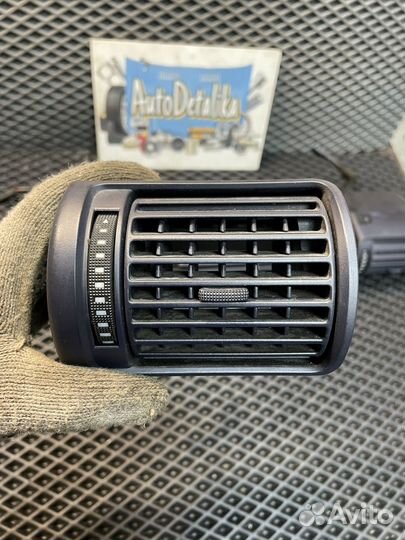 Дефлектор отопителя Audi A4 B5 1.6 101 л.с. AHL