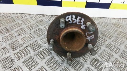 Ступица задняя правая volvo C70 2 (93E36NY01)