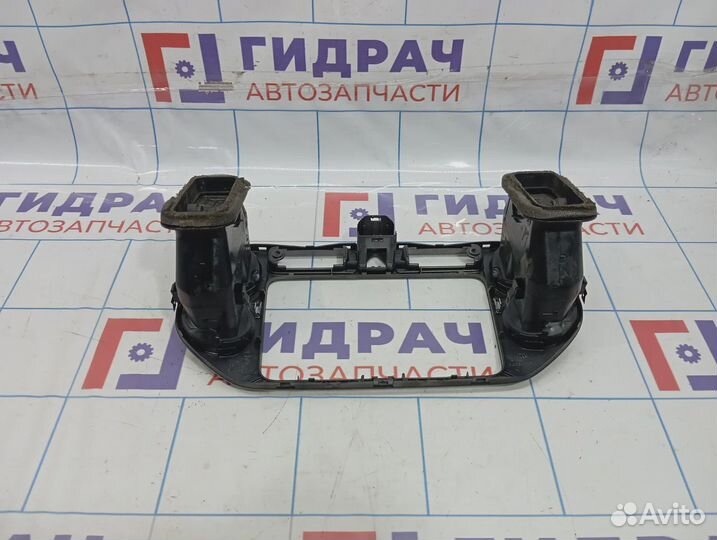 Рамка магнитолы Volkswagen Tiguan (NF) 5N0858069axvz