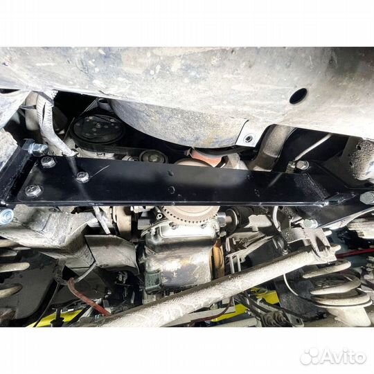 Траверса курсовой устойчивости УАЗ Патриот, Пикап