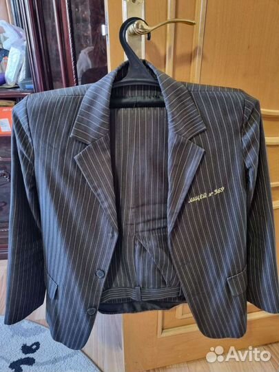 Школьный костюм