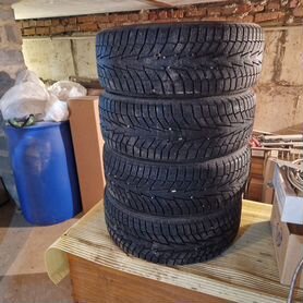 Hankook Winter I'Cept IZ2 205/55 R16 94T