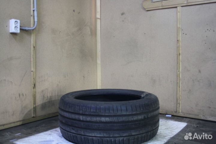 Pirelli P Zero 275/40 R20