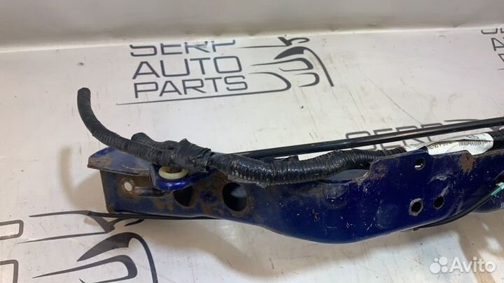 Рамка замка капота Honda Cr-V 3 RE5 R20A2 2010