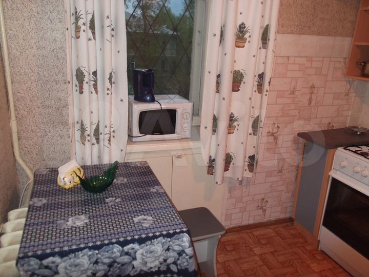 1-к. квартира, 30 м², 5/5 эт.