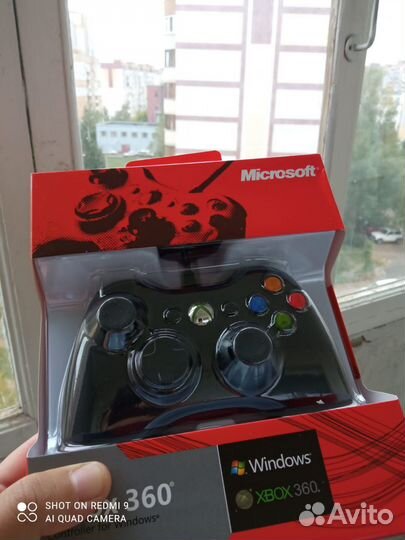 Джойстик для xbox 360 проводной черный,белыйновый