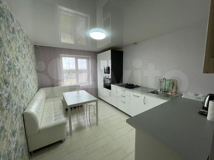 2-к. квартира, 56 м², 6/9 эт.