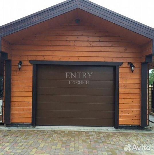 Ворота гаражные секционные