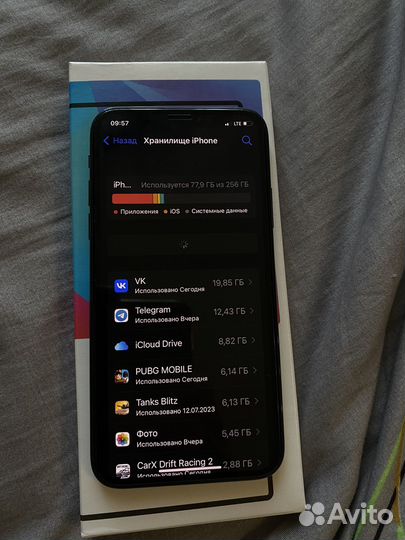 Телефон iPhone Xs