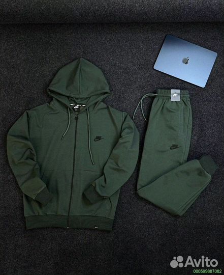 Спортивный костюм