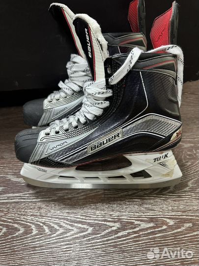 Хоккейные коньки bauer