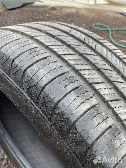 Michelin Defender 235/55 R17