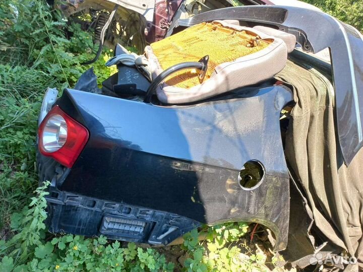 Фонарь задний правый. Volkswagen Passat B6. Седан