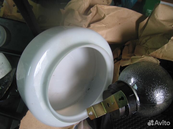 Плафоны под эллампочки 2х видов -11шт