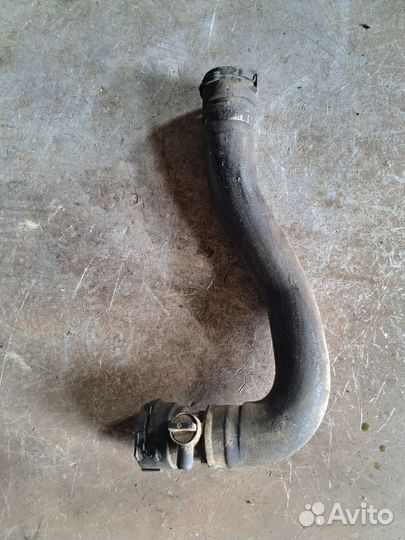 Патрубок радиатора Audi A6 C6