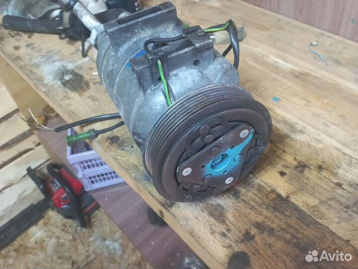 Компрессор кондиционера audi A6 C4