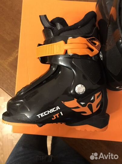 Горнолыжные ботинки детские Tecnica 27р(17р)