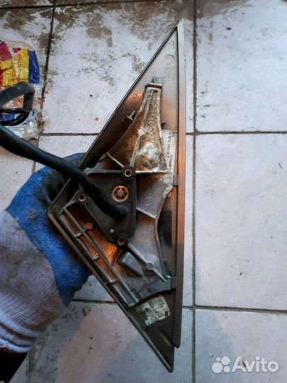 Зеркало на мерседес 221