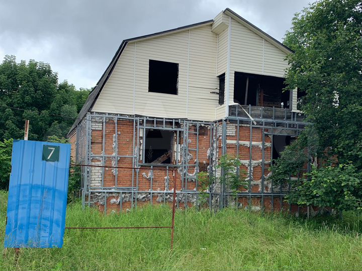 Дом 262,1 м² на участке 20,5 сот.