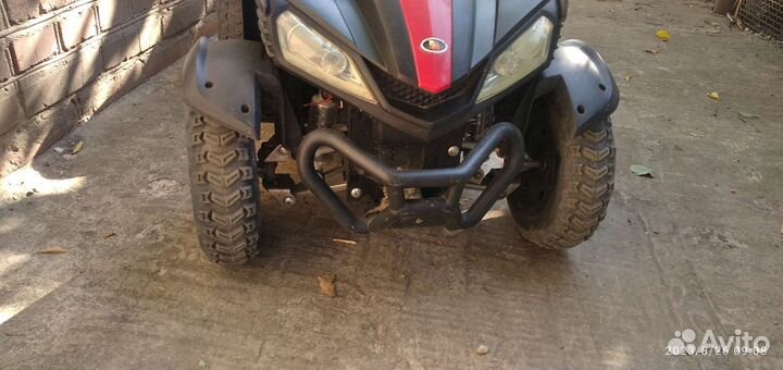 Детский квадроцикл на аккумуляторе