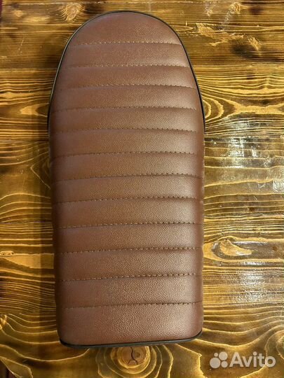 Сидушка на мотоцикл