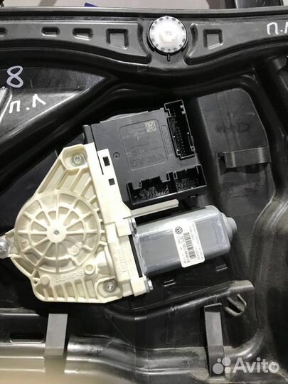 Стеклоподъемник Volkswagen Passat CC
