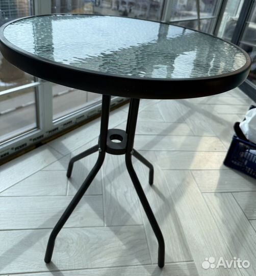 Журнальный столик