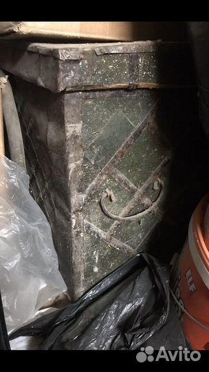 Сундук деревянный старинный