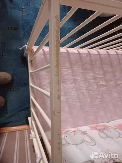 Детская кроватка