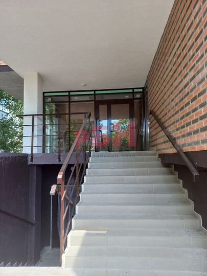 Торгово-офисное 114 кв.м в новом ЖК Военвед-парк